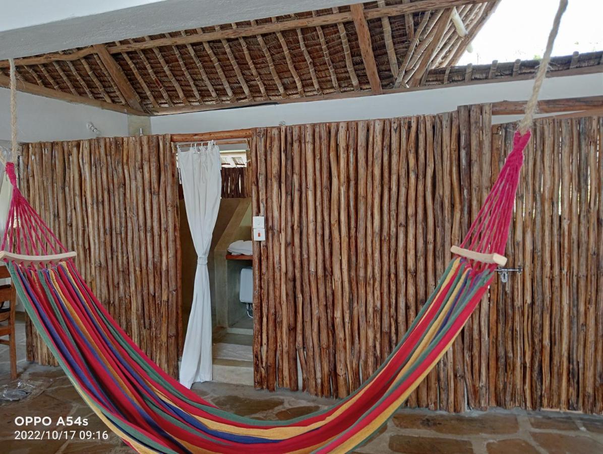 Paka House-Rafiki Village Watamu Extérieur photo